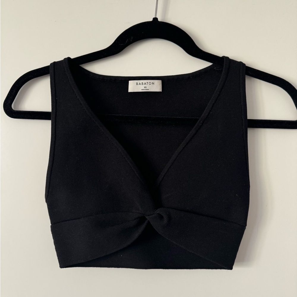 Babaton (Aritzia) Sculpt Knit Twist Crop Top. NWOT size XS